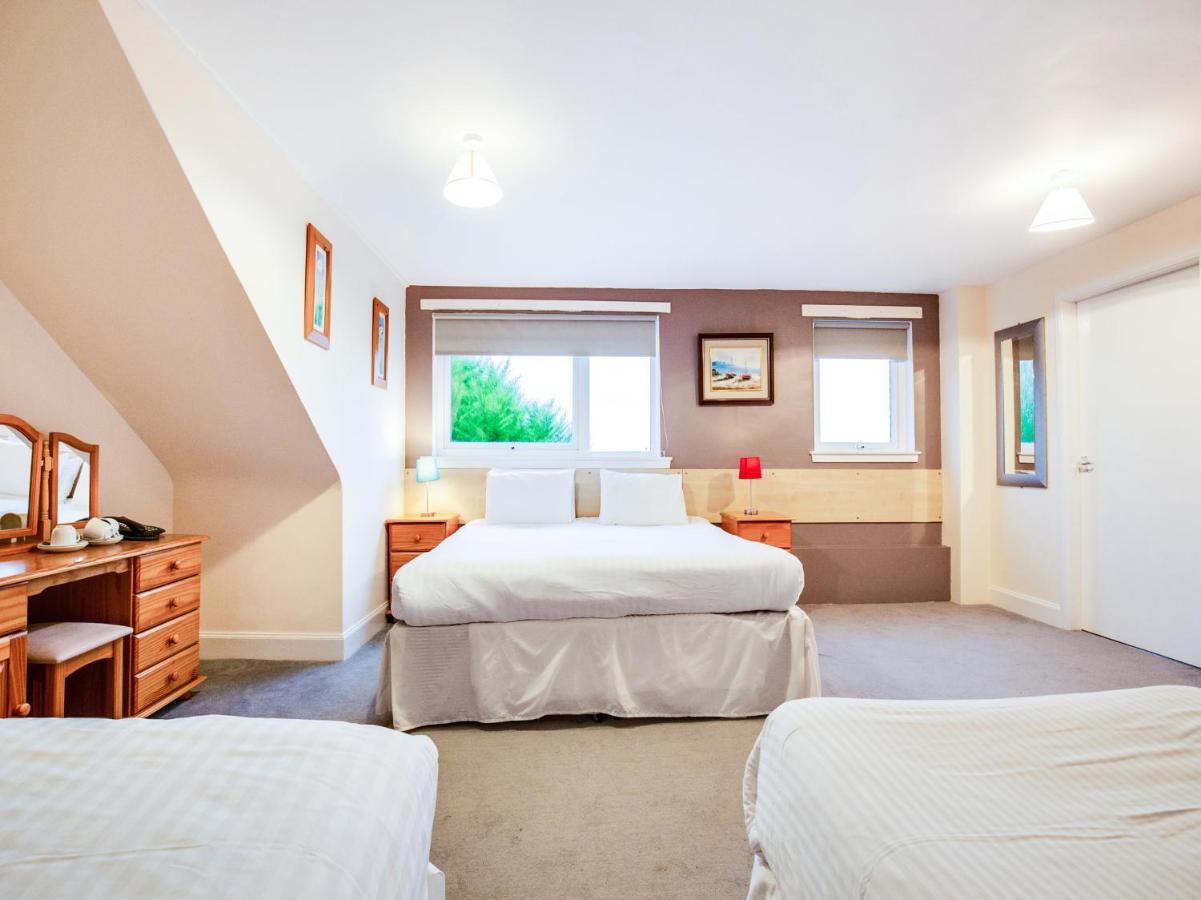 The Aboukir Hotel Carnoustie Bagian luar foto