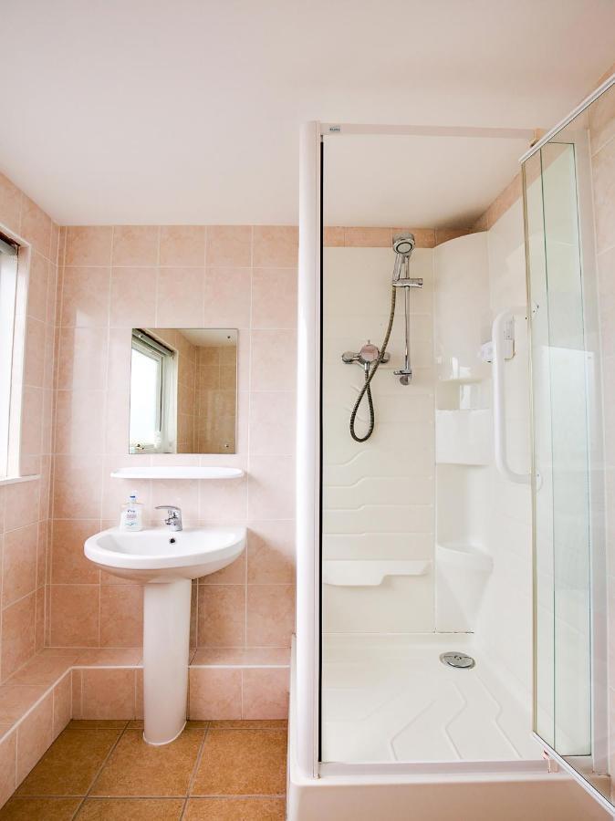The Aboukir Hotel Carnoustie Bagian luar foto