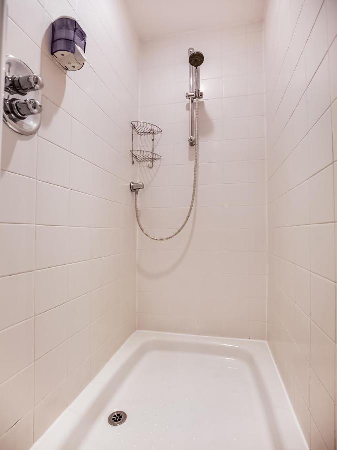 The Aboukir Hotel Carnoustie Bagian luar foto